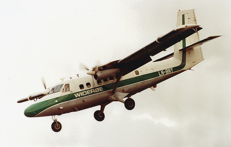 LN-BNY (Photo: Steinar Saevdal 1982)